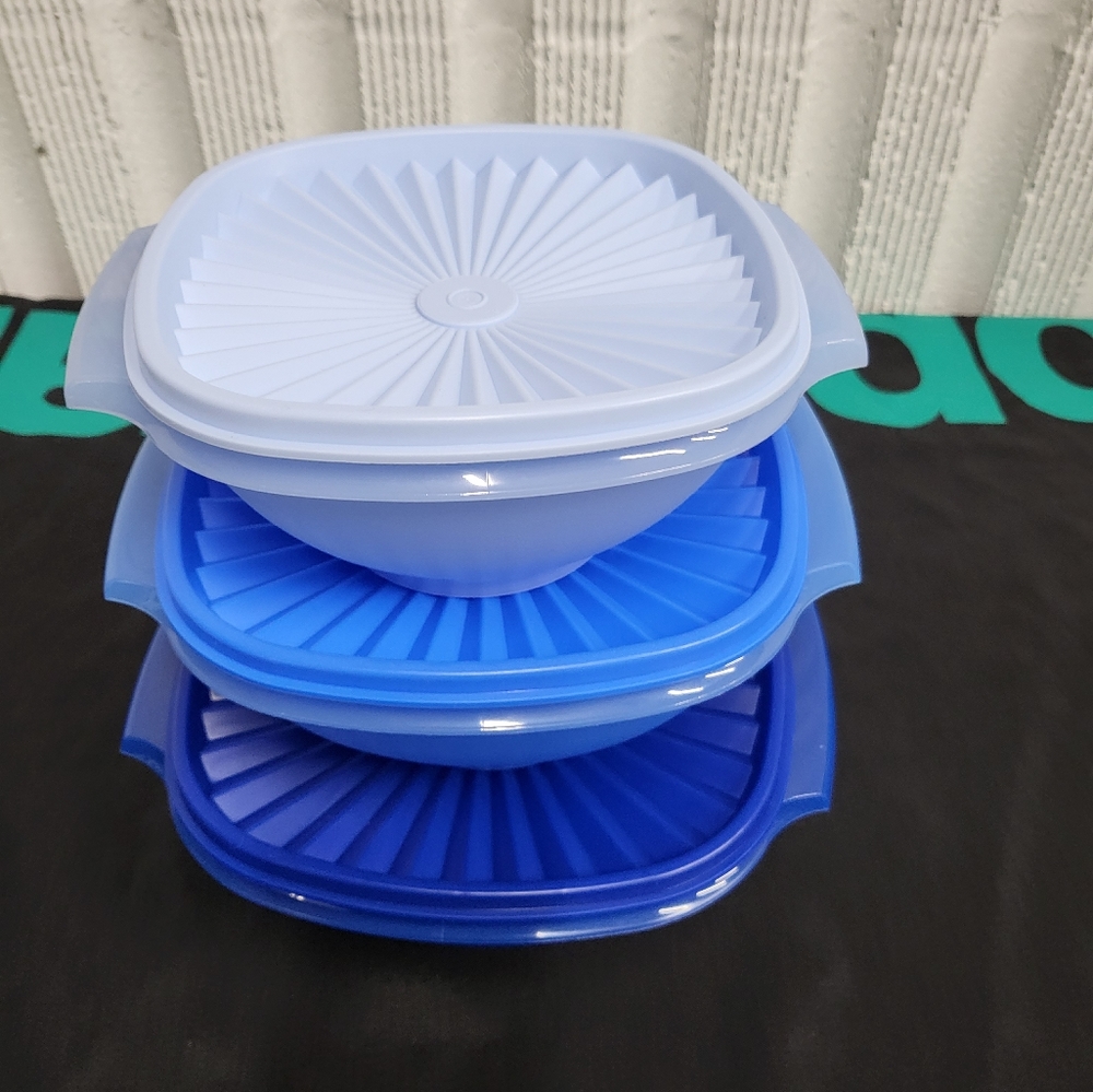 Tupperware 3-pc Servalier Set